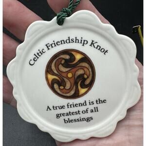 Belleck Oonegal Porcelain Celtic Friendship Knot Christmas Ornament -S1G